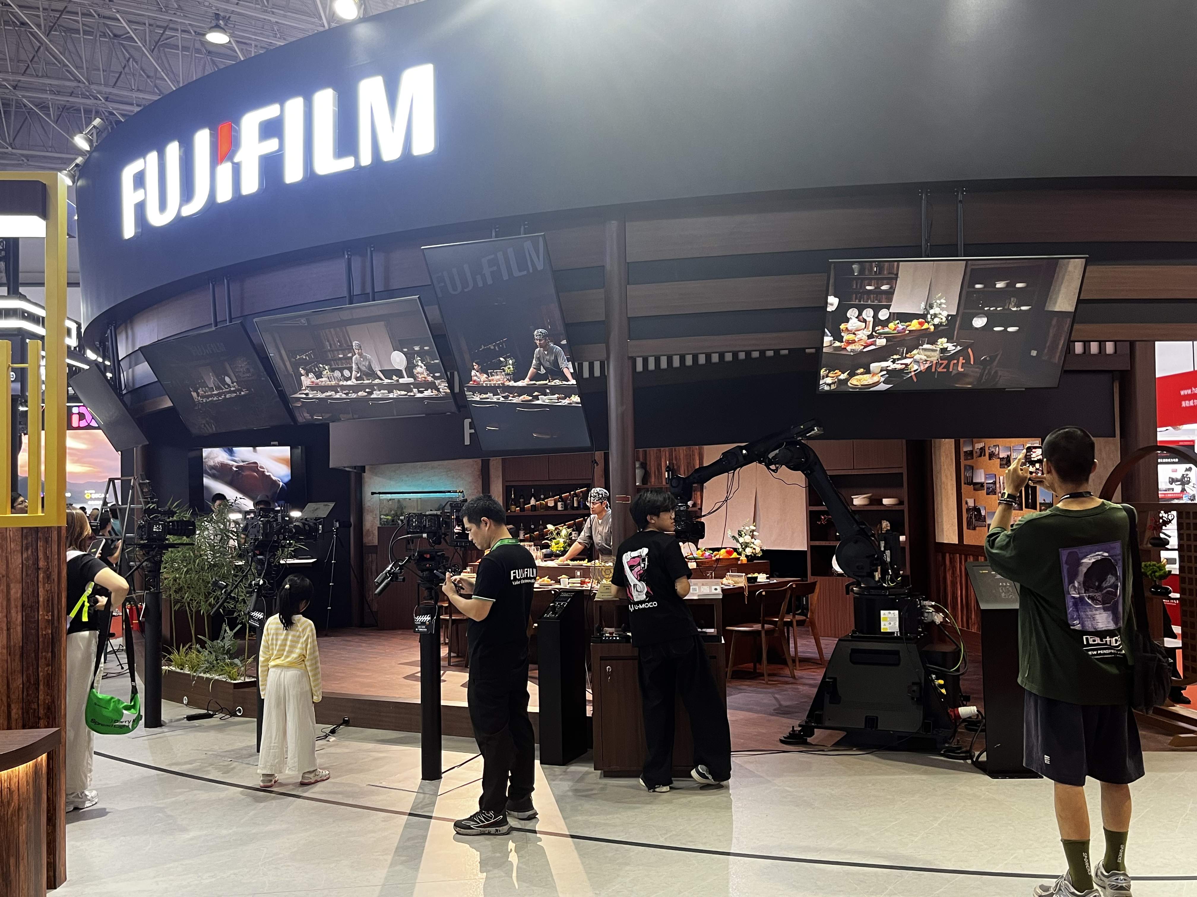 Стенд Fujifilm на BIRTV 2026